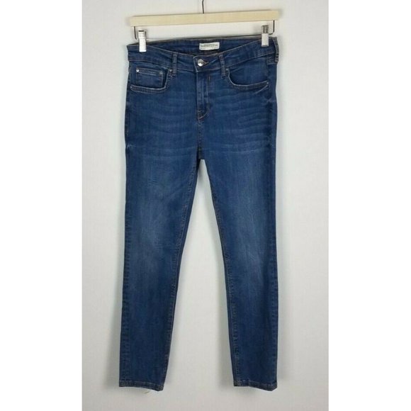 Zara Woman Sz. 8 High Rise Skinny Medium Wash Jeans Stretch Light Distressing - Picture 1 of 4